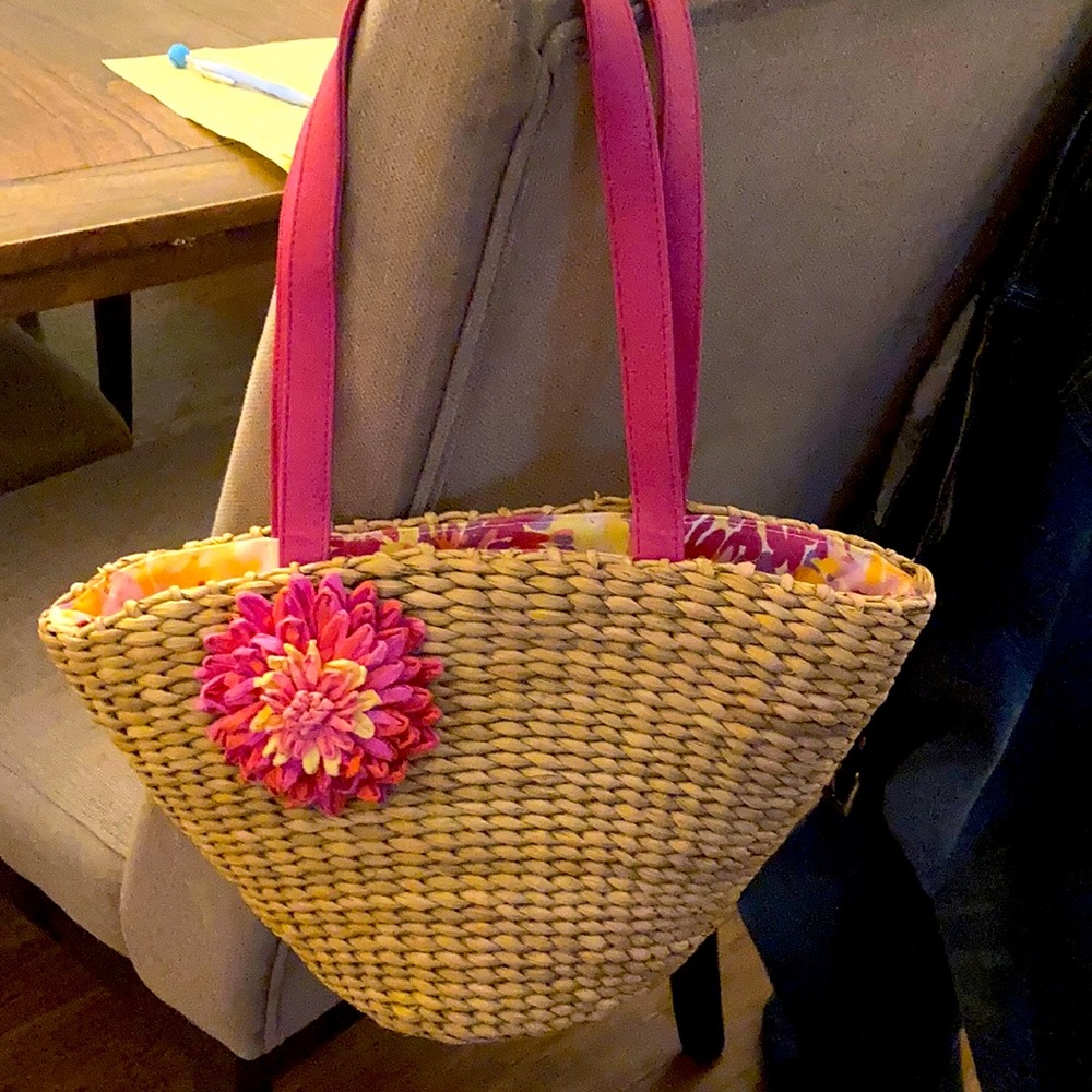 Woven beach bag